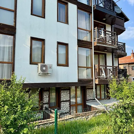 Апартамент Yeti Complex Банско