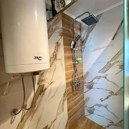 Yeti Complex アパート *